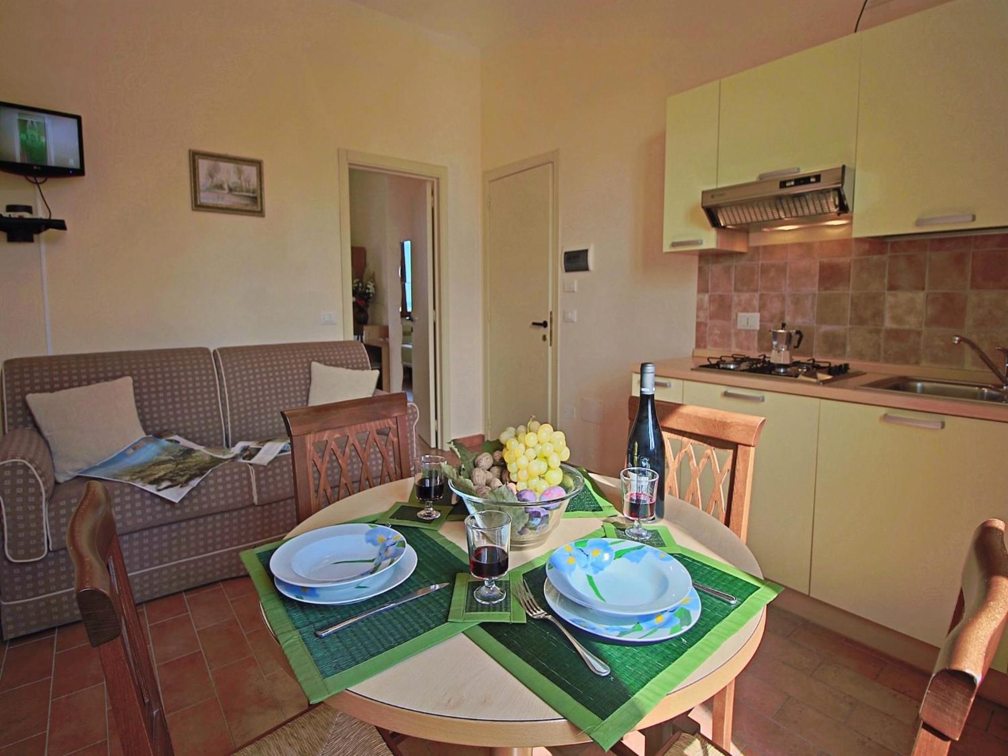 Nice Flat In Arcevia With Swimming Pool Buitenkant foto