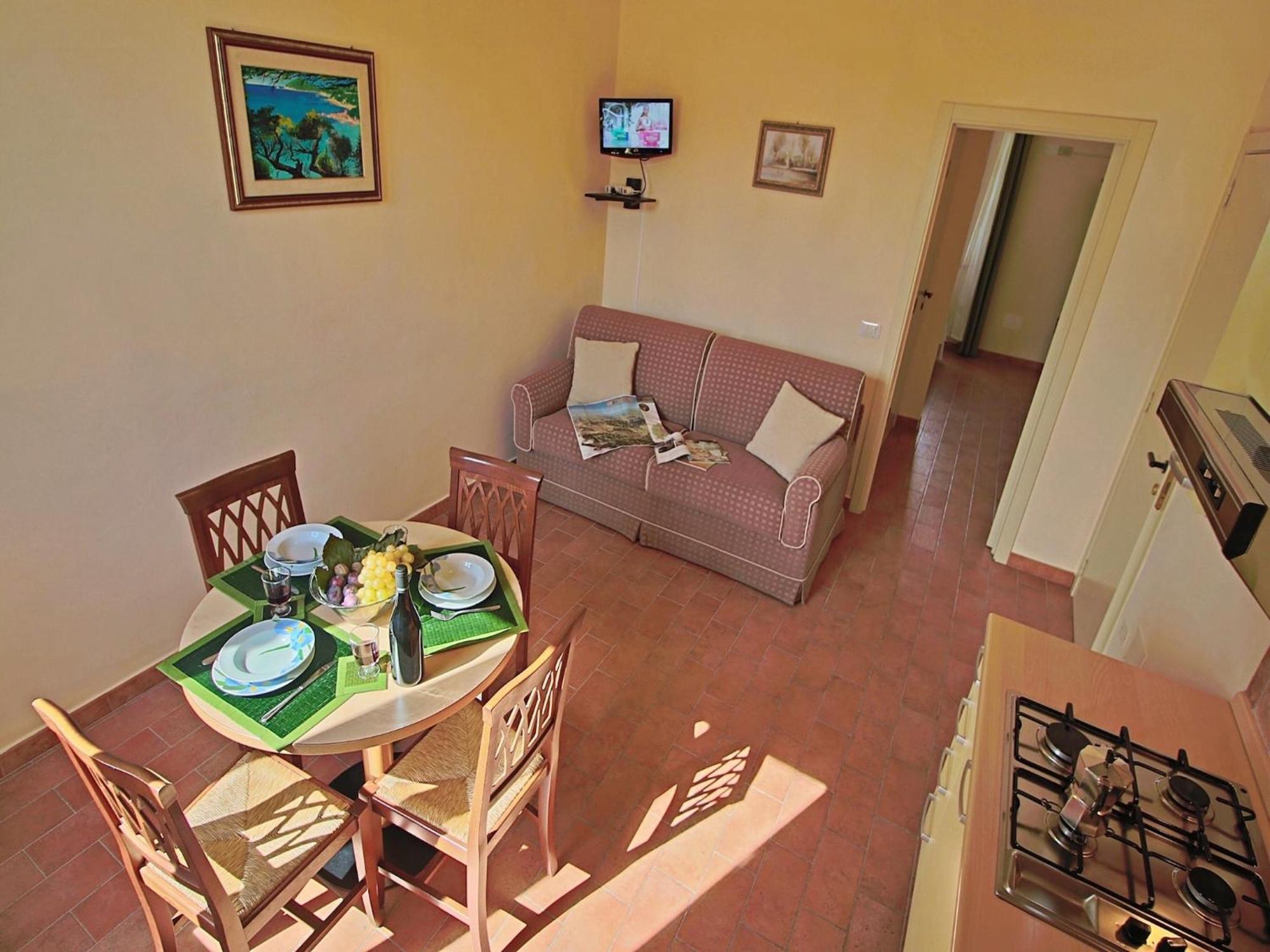 Nice Flat In Arcevia With Swimming Pool Buitenkant foto
